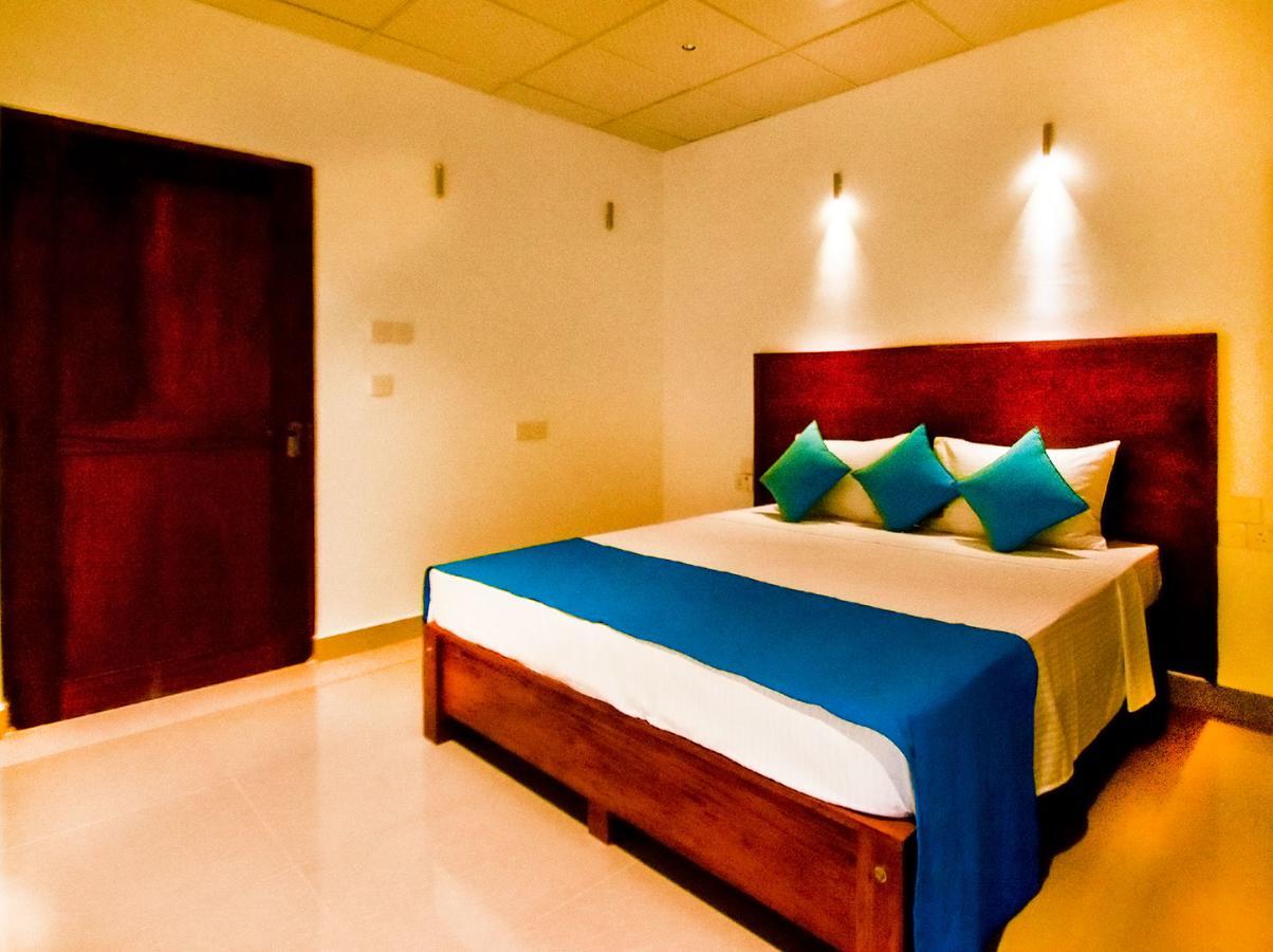 Heavens Door Guest Inn Kandy Exterior photo