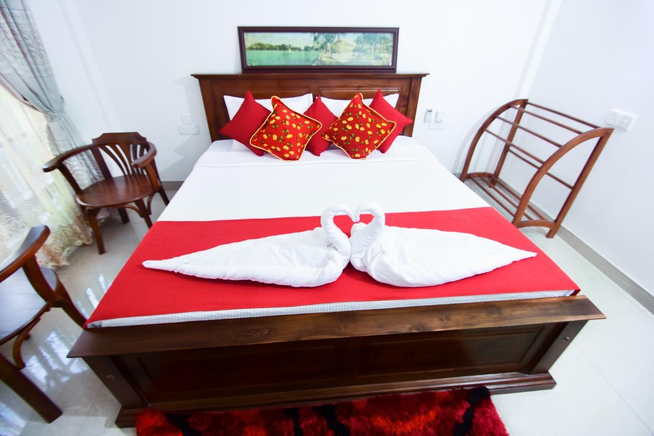 Heavens Door Guest Inn Kandy Exterior photo