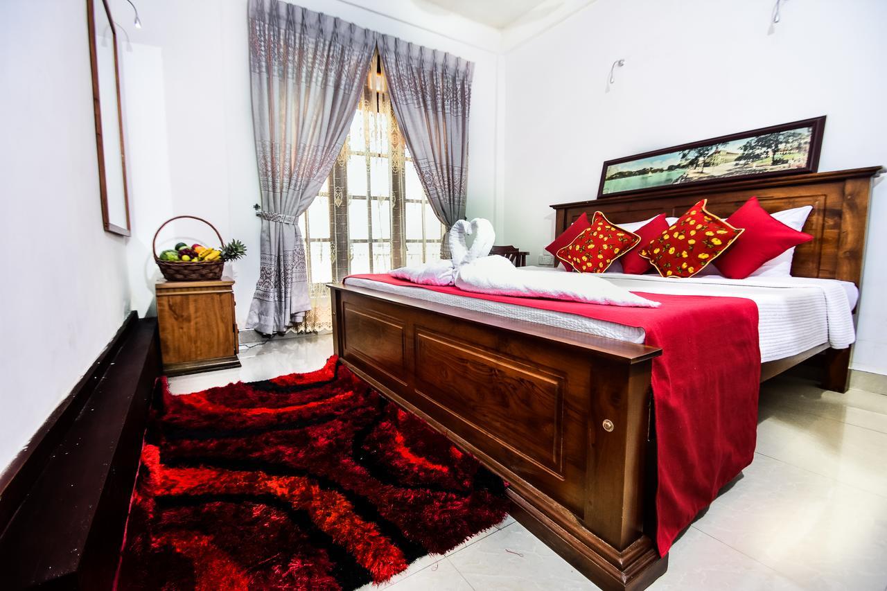 Heavens Door Guest Inn Kandy Exterior photo
